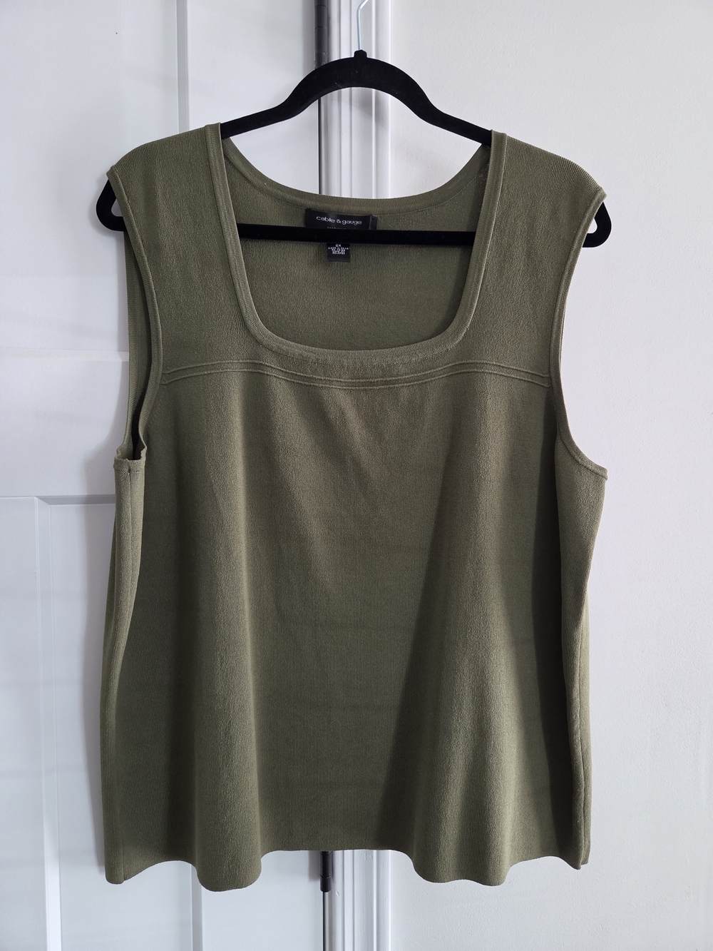 Cable & Gauge Olive Green Square Neck Knit Tank 2x